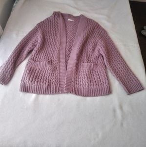 Buttonless Cardigan with two front pockets